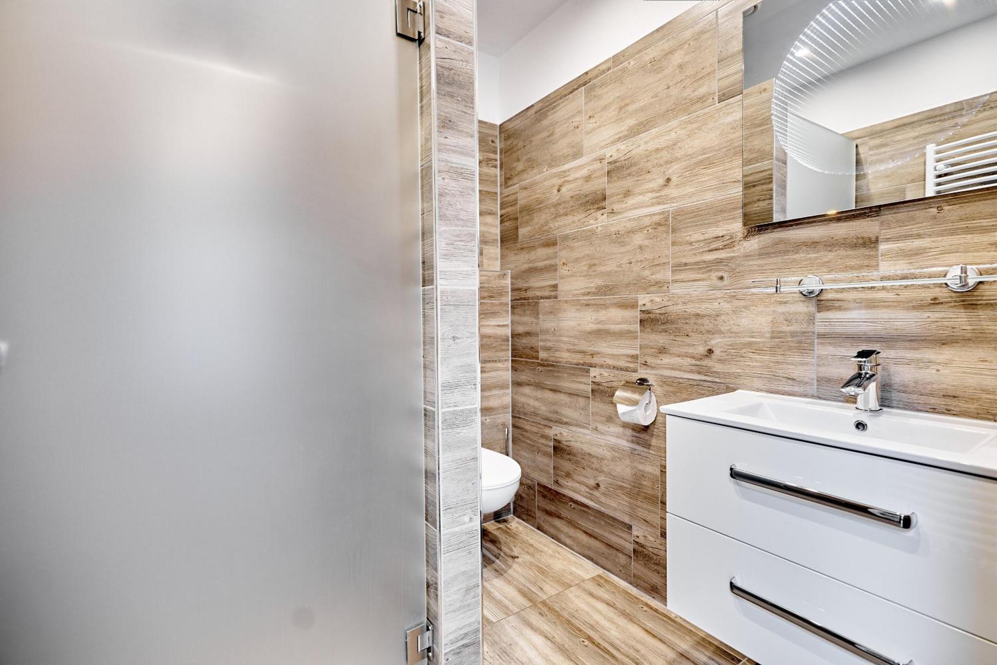 Apartmany Svatosske Skaly 洛克特 外观 照片